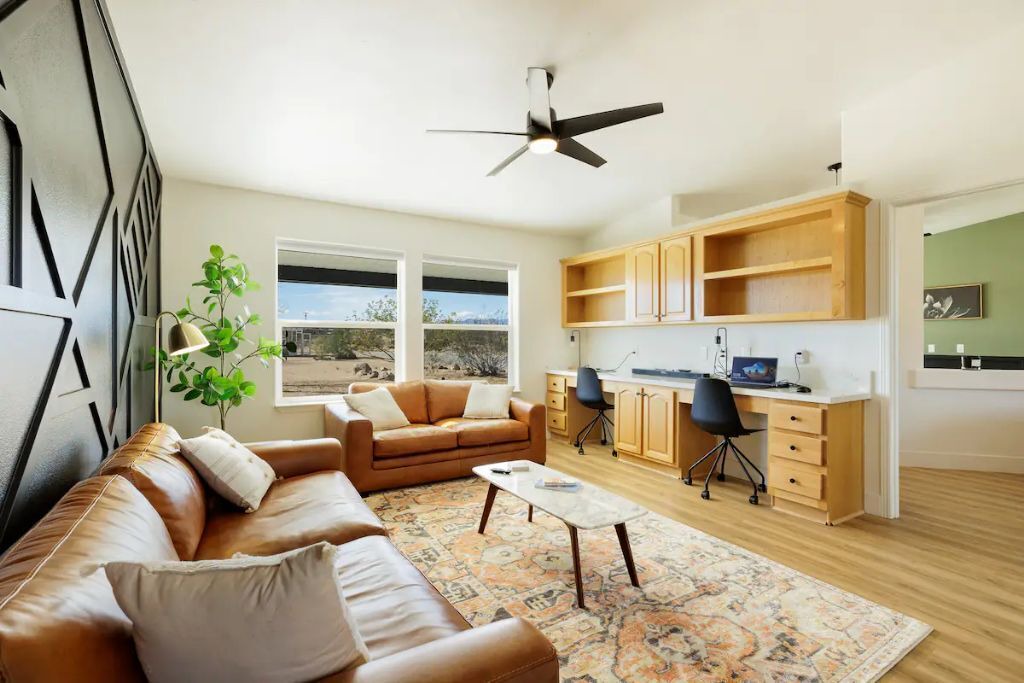 Photo of Livingroom in Landers