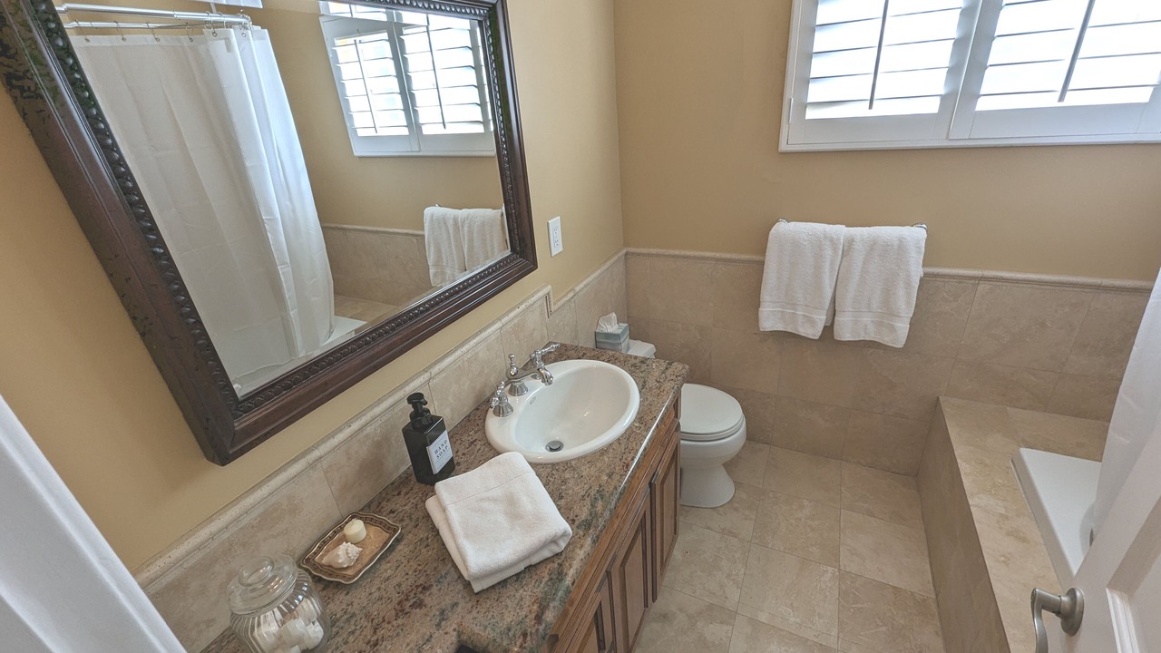 Photo of Bathroom in Encino Village