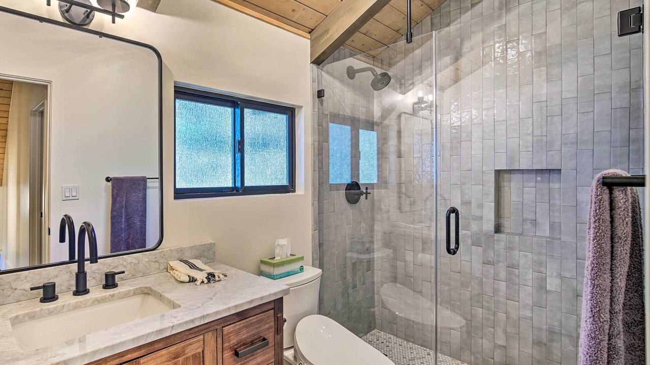 Photo of Bathroom in Cedar Glen