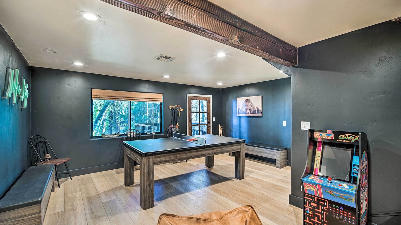 Photo of Bedroom in Cedar Glen