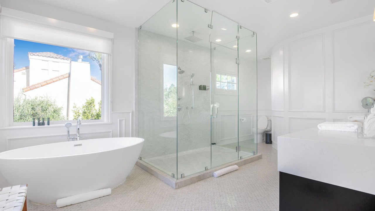 Photo of Bathroom in Sherman Oaks