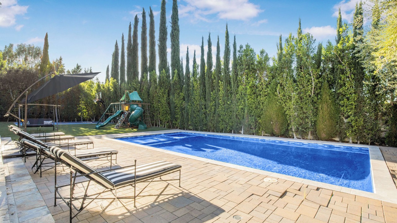 Photo of Outdoor in Sherman Oaks