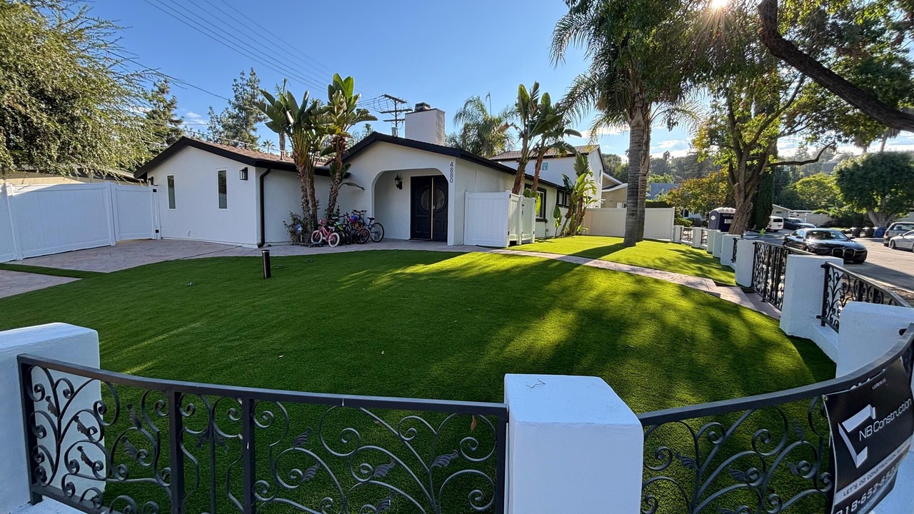 Photo of Outdoor in Woodland Hills