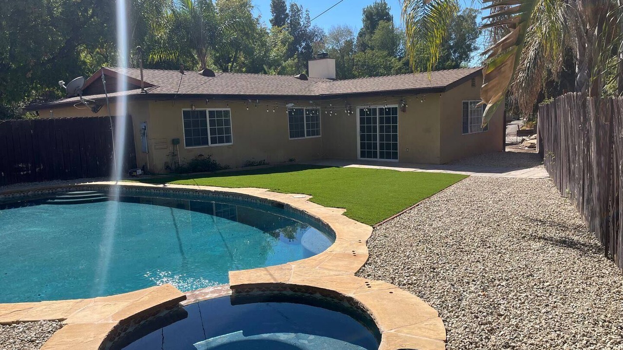 Photo of Outdoor in Woodland Hills