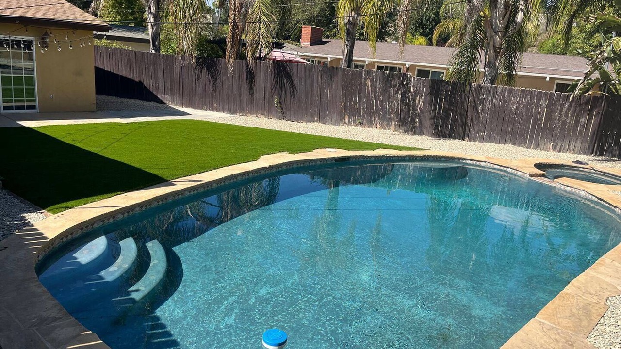 Photo of Outdoor in Woodland Hills