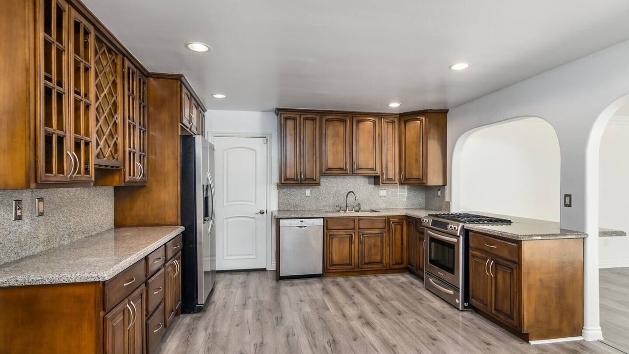 Photo of Kitchen in Woodland Hills