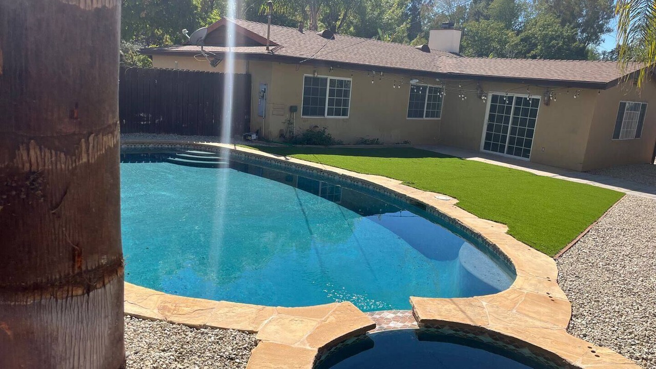 Photo of Outdoor in Woodland Hills