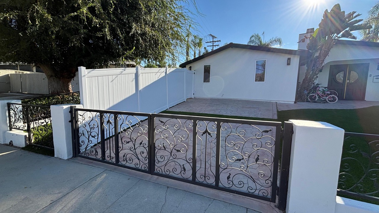Photo of Outdoor in Woodland Hills