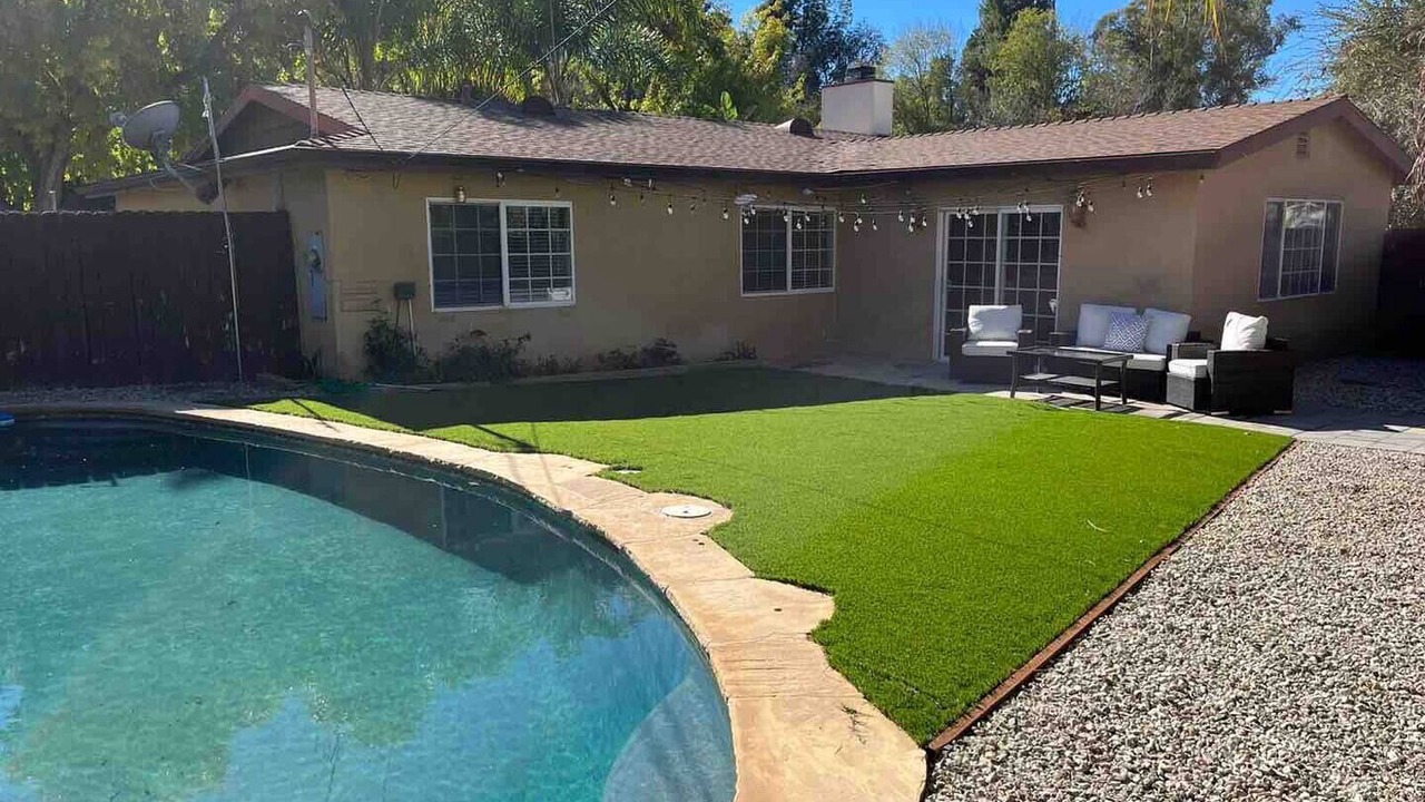 Photo of Outdoor in Woodland Hills