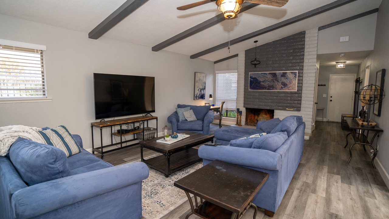 Photo of Livingroom in Raisin