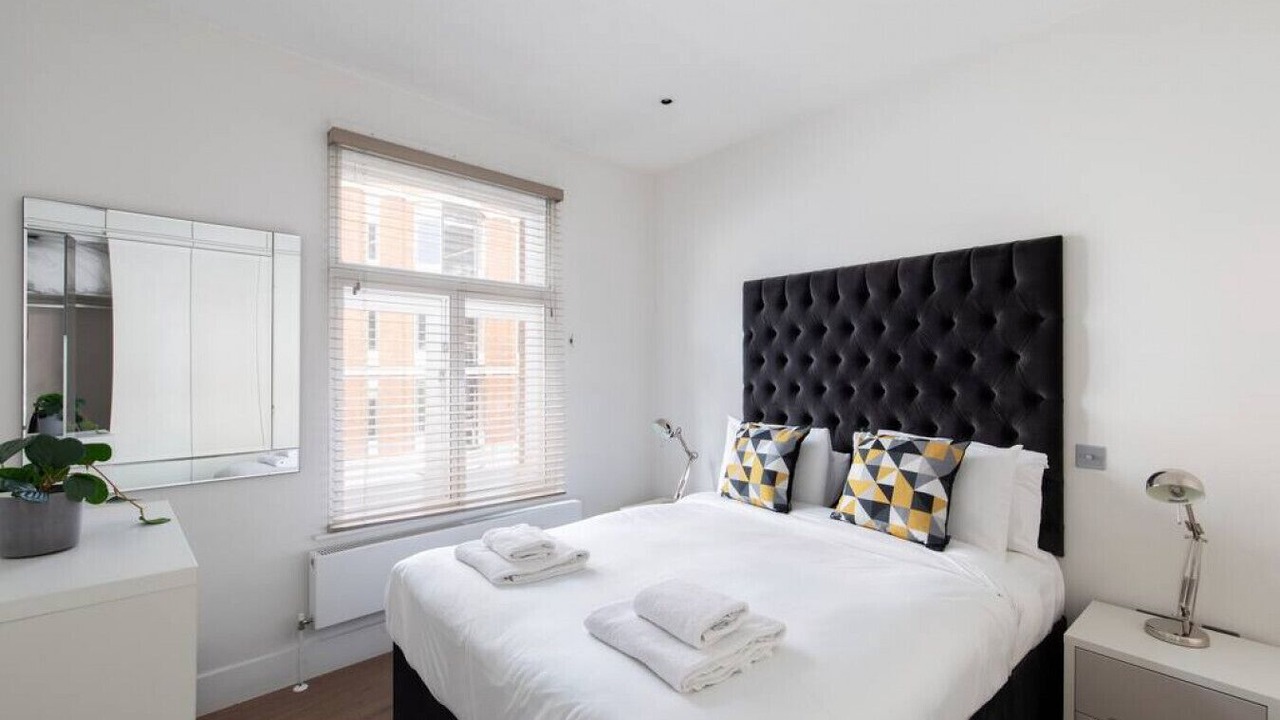 Photo of Bedroom in Chinatown