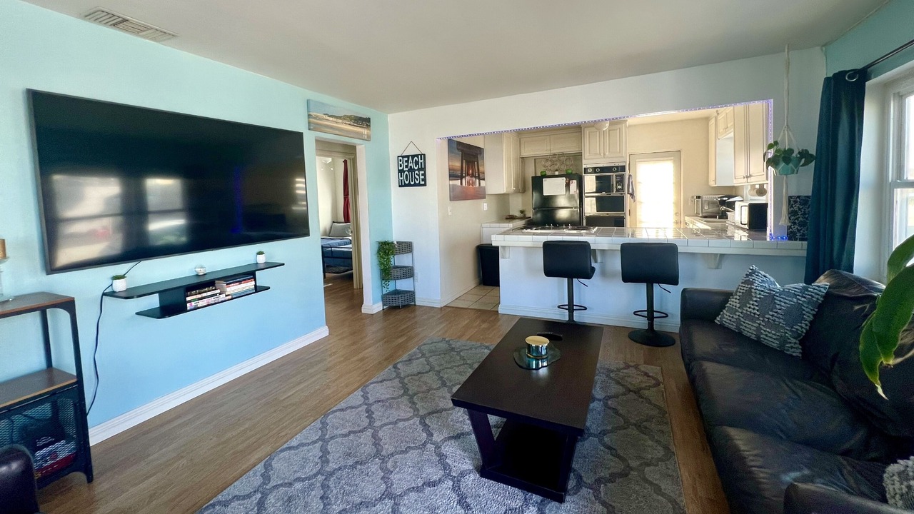 Photo of Bedroom in Mission Beach