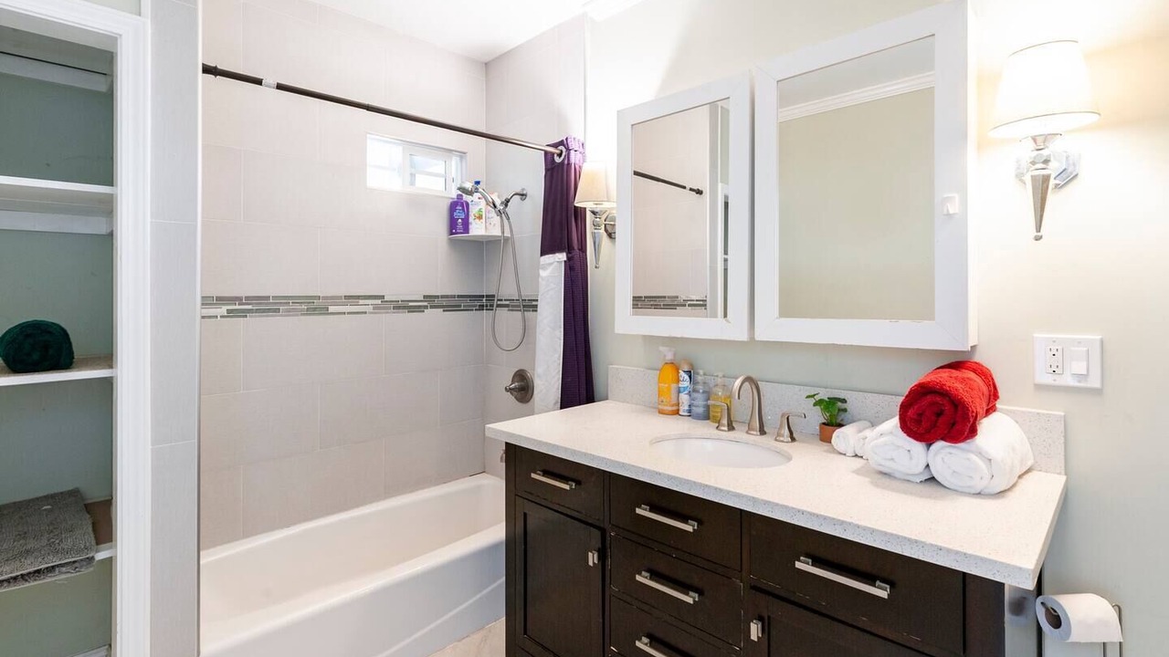 Photo of Bathroom in Duarte