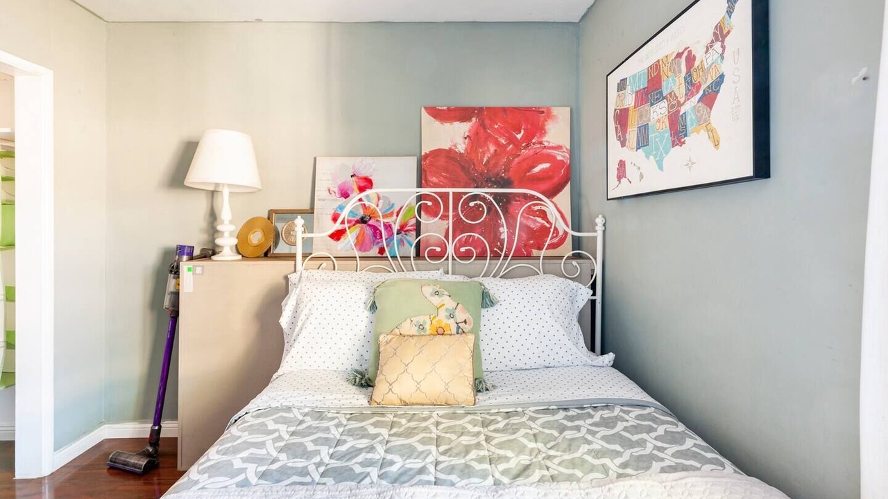 Photo of Bedroom in Duarte