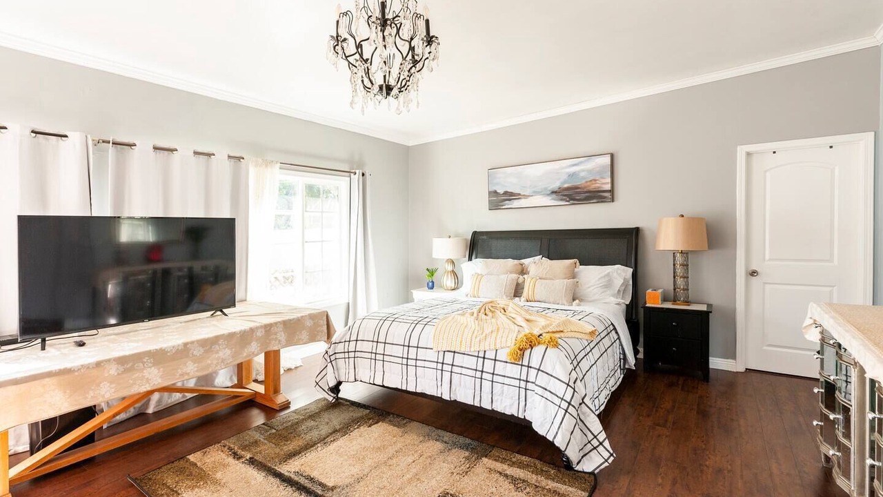 Photo of Bedroom in Duarte