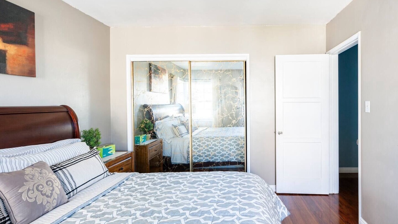 Photo of Bedroom in Duarte