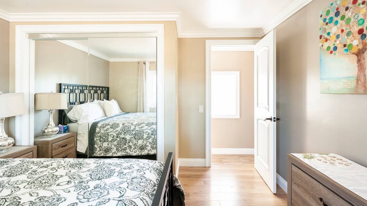 Photo of Bedroom in Duarte