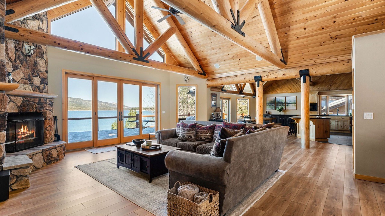 Photo of Livingroom in Patton