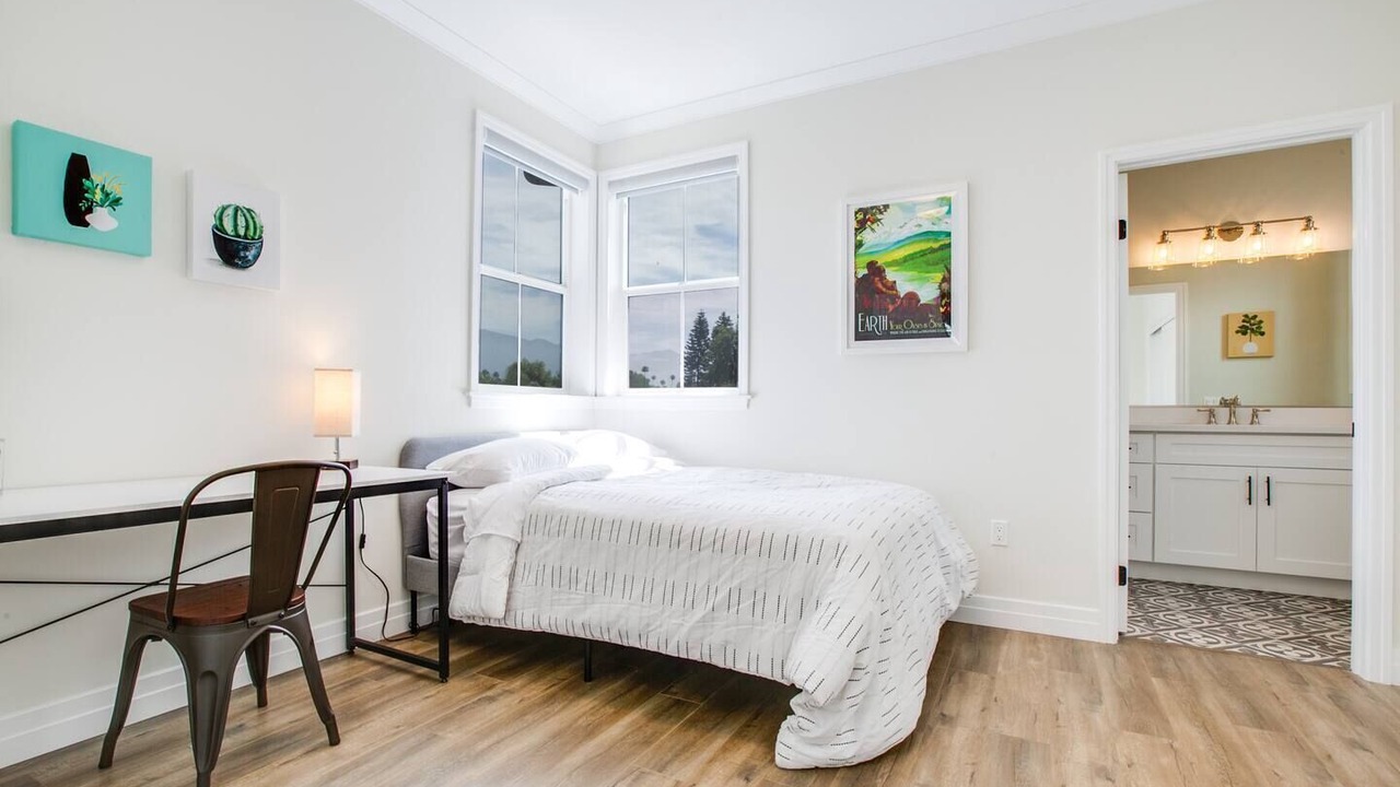 Photo of Bedroom in Pasadena