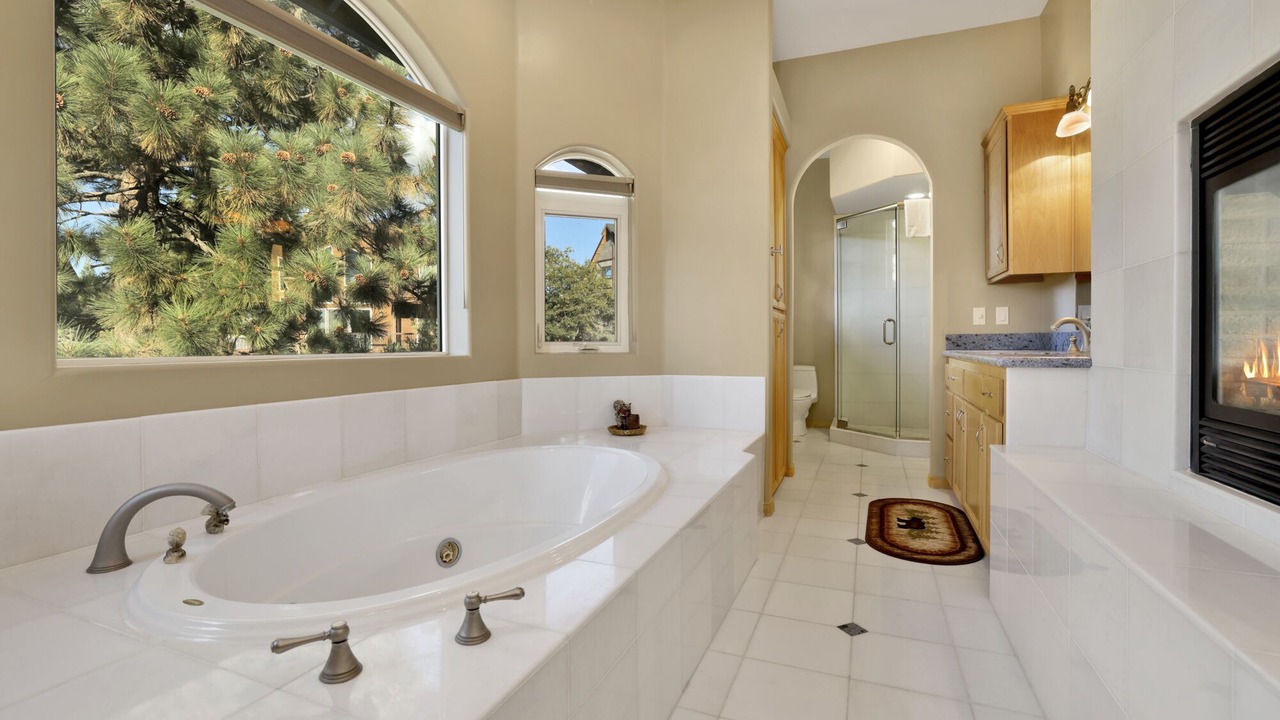 Photo of Bathroom in Castle Glen Estates