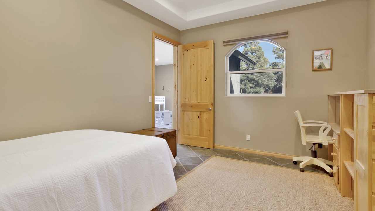 Photo of Bedroom in Castle Glen Estates