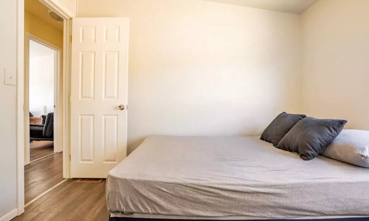Photo of Bedroom in Tehachapi
