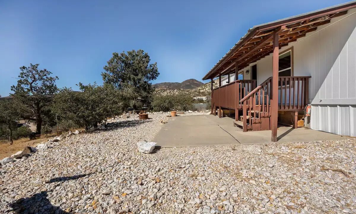 Photo of Patio Balcony in Tehachapi