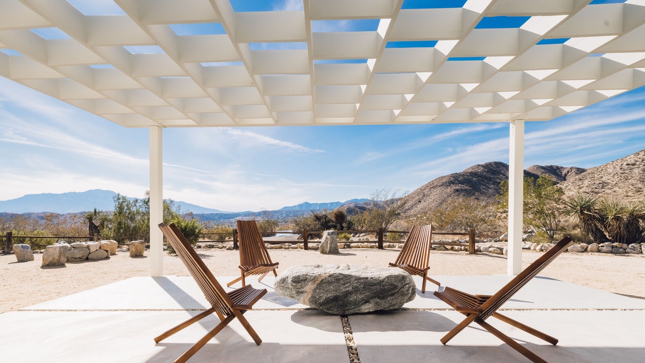 Photo of Patio Balcony in Morongo Valley