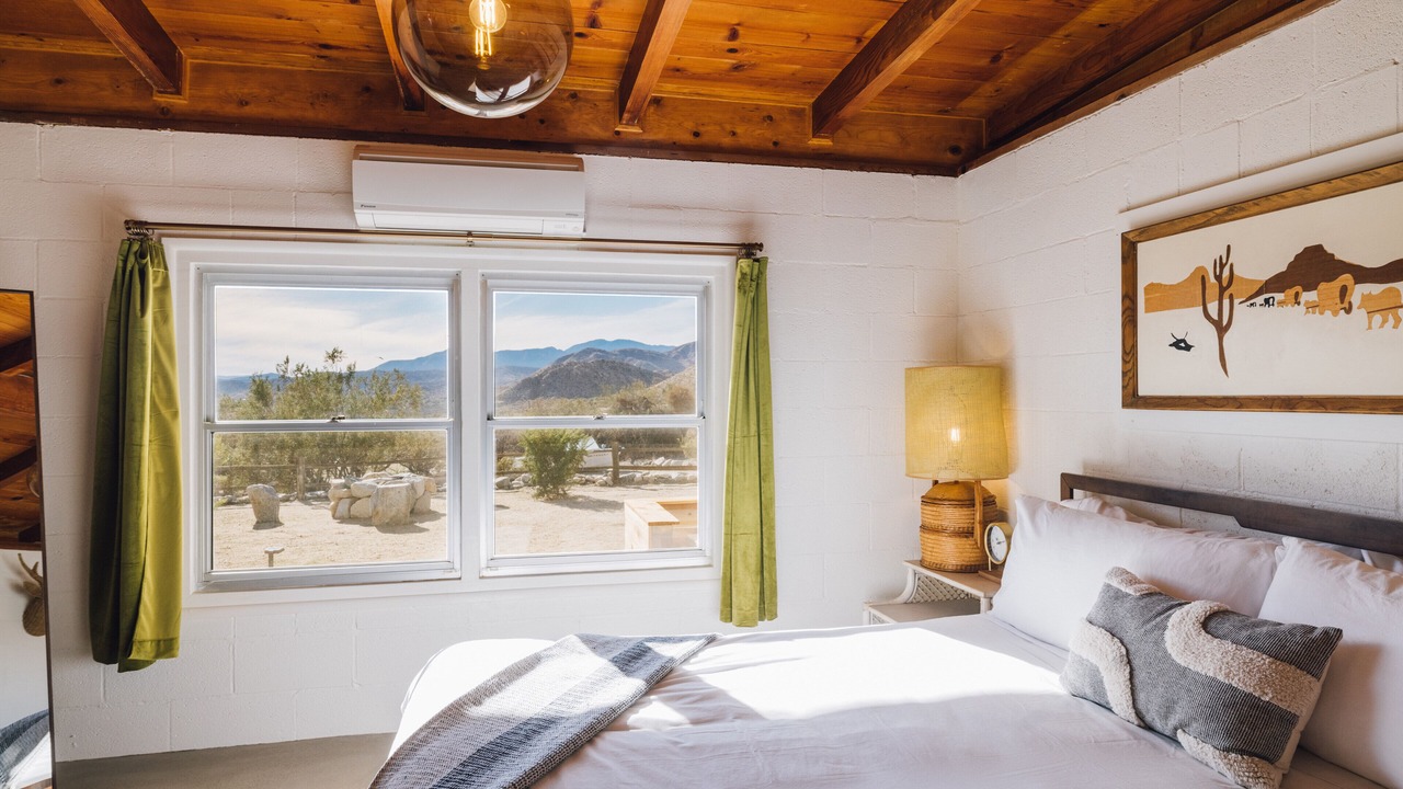 Photo of Bedroom in Morongo Valley