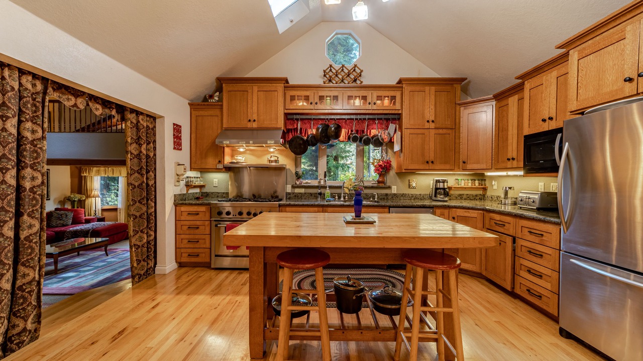Photo of Kitchen in Westhaven-Moonstone