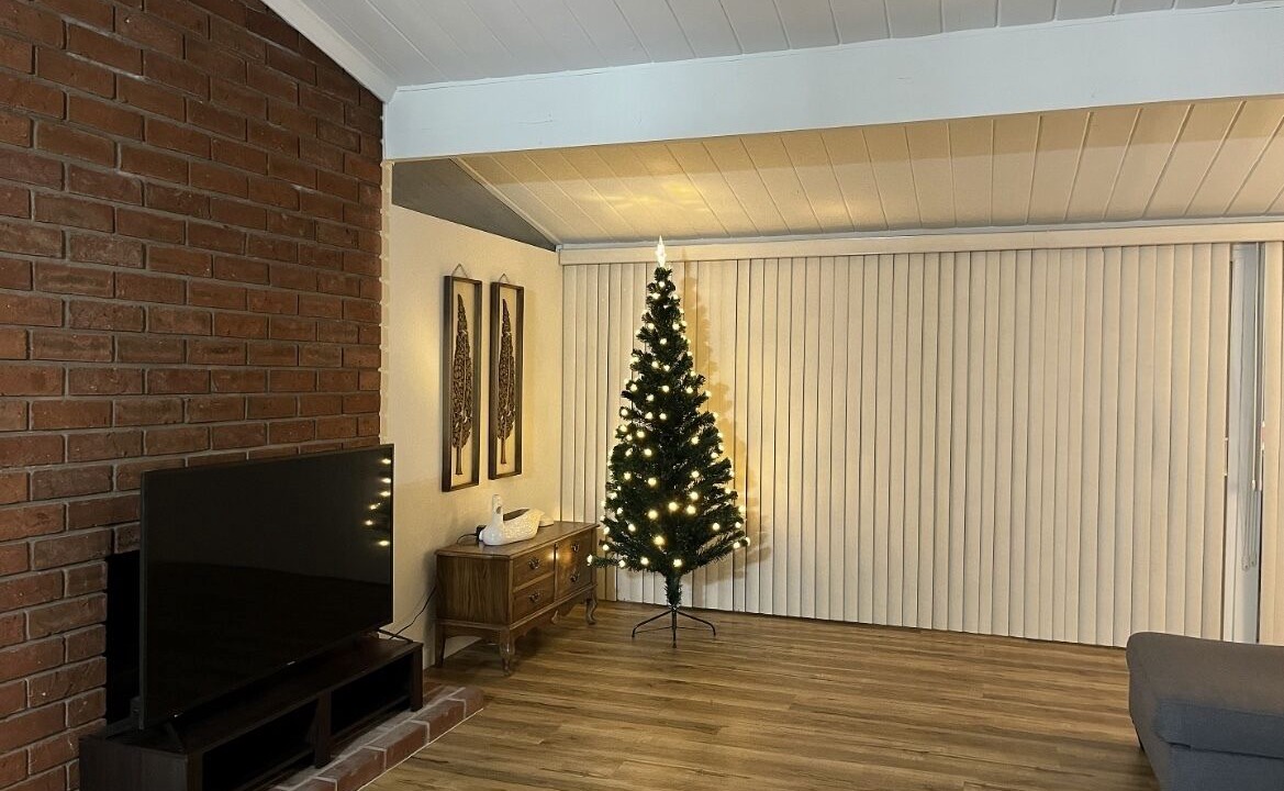 Photo of Livingroom in Walnut Valley