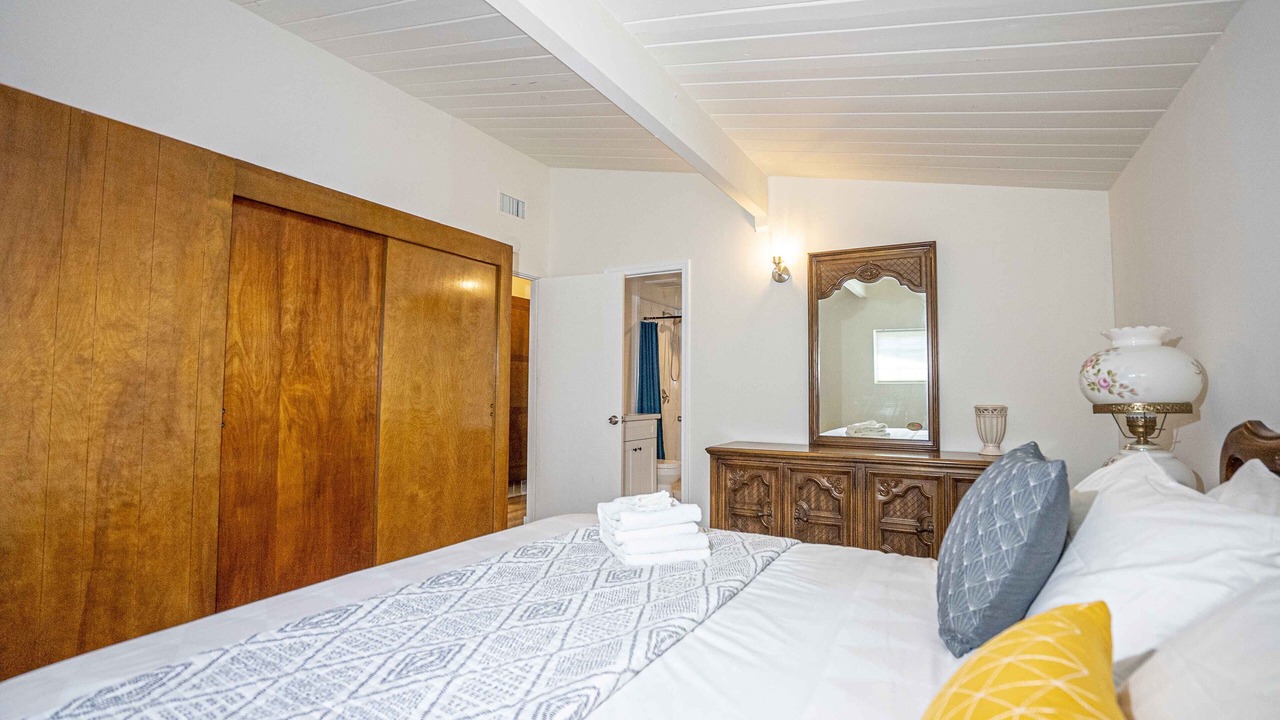 Photo of Bedroom in Walnut Valley