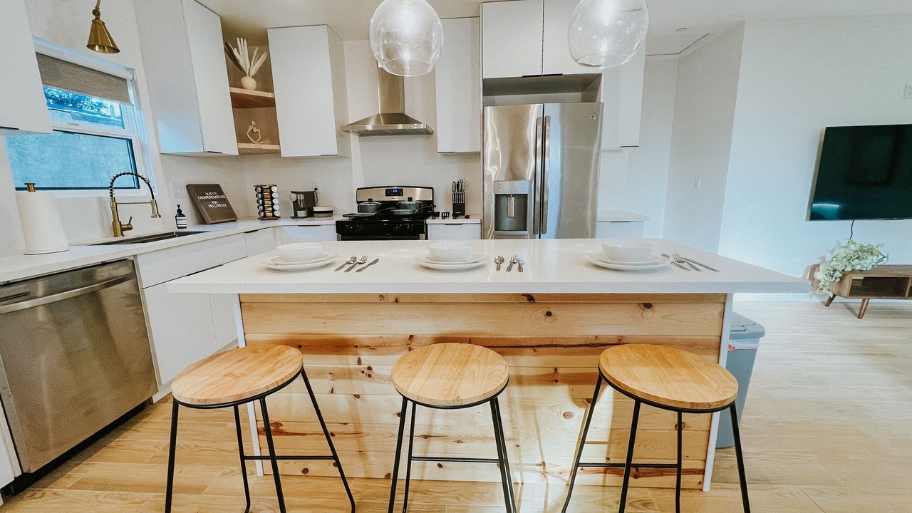 Photo of Kitchen in Altadena