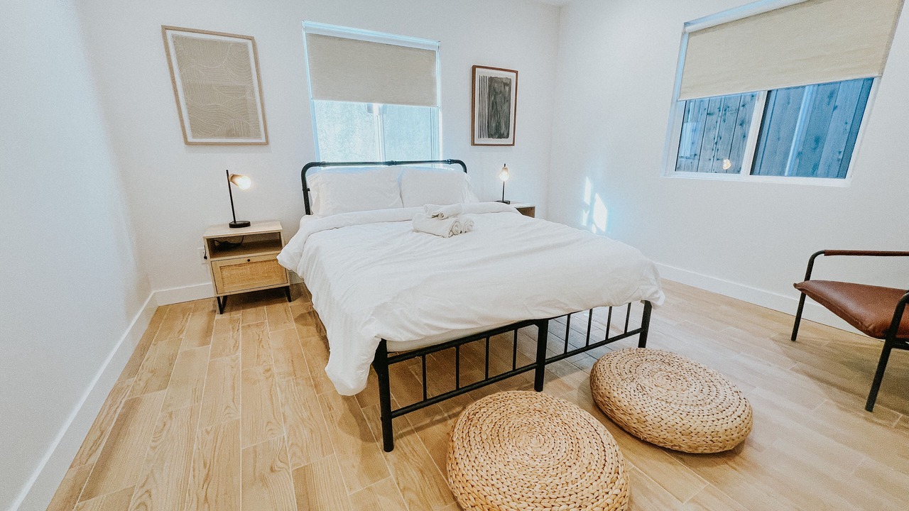 Photo of Bedroom in Altadena