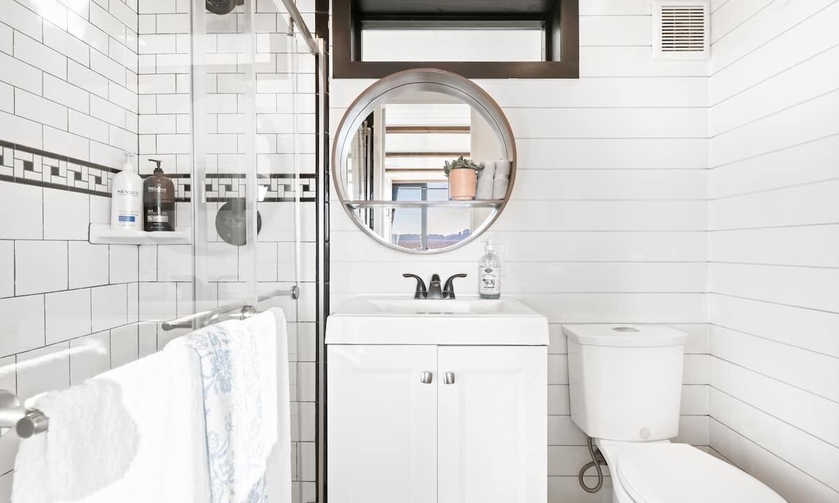 Photo of Bathroom in Tulare
