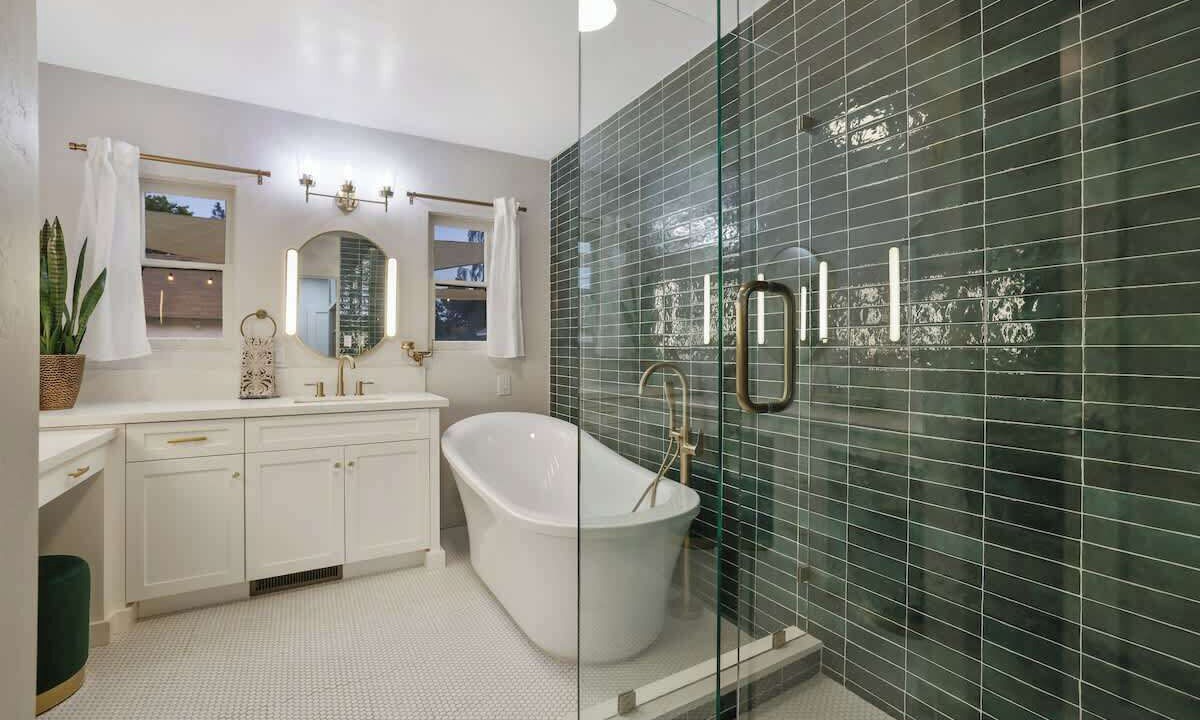 Photo of Bathroom in Tulare