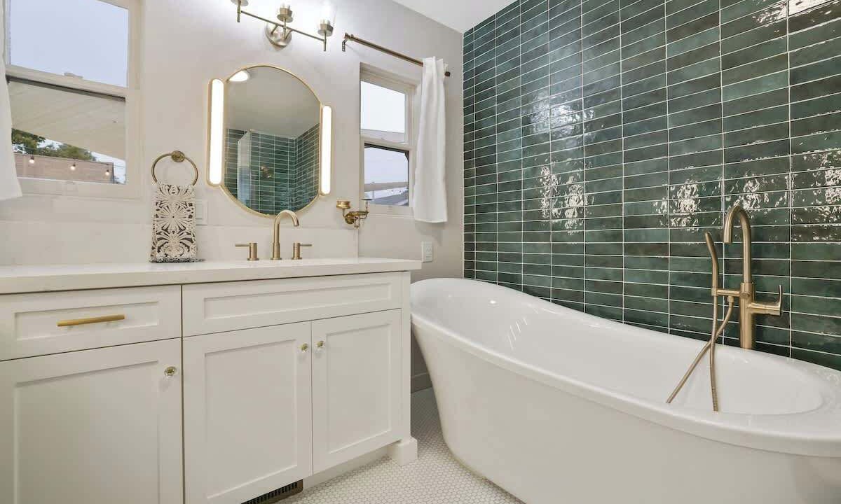 Photo of Bathroom in Tulare