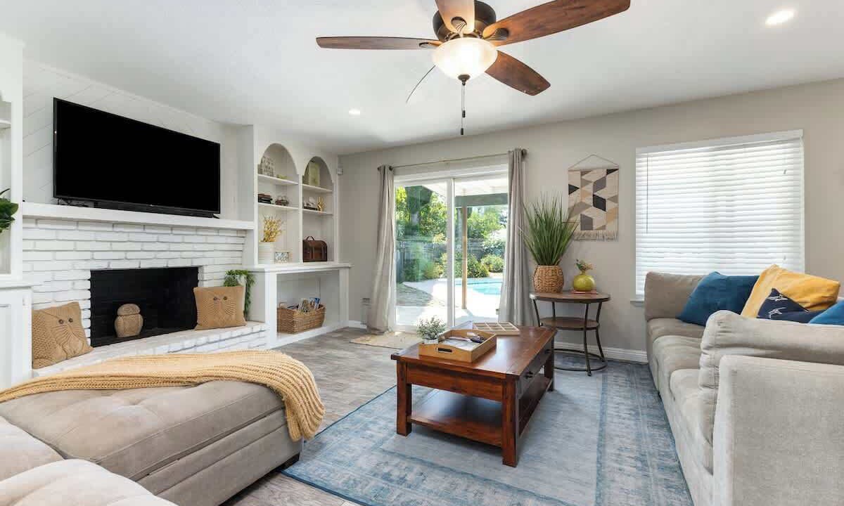 Photo of Livingroom in Visalia