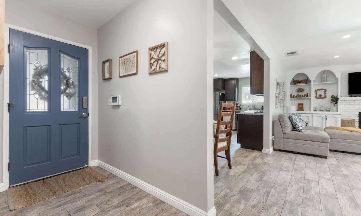 Photo of Livingroom in Visalia