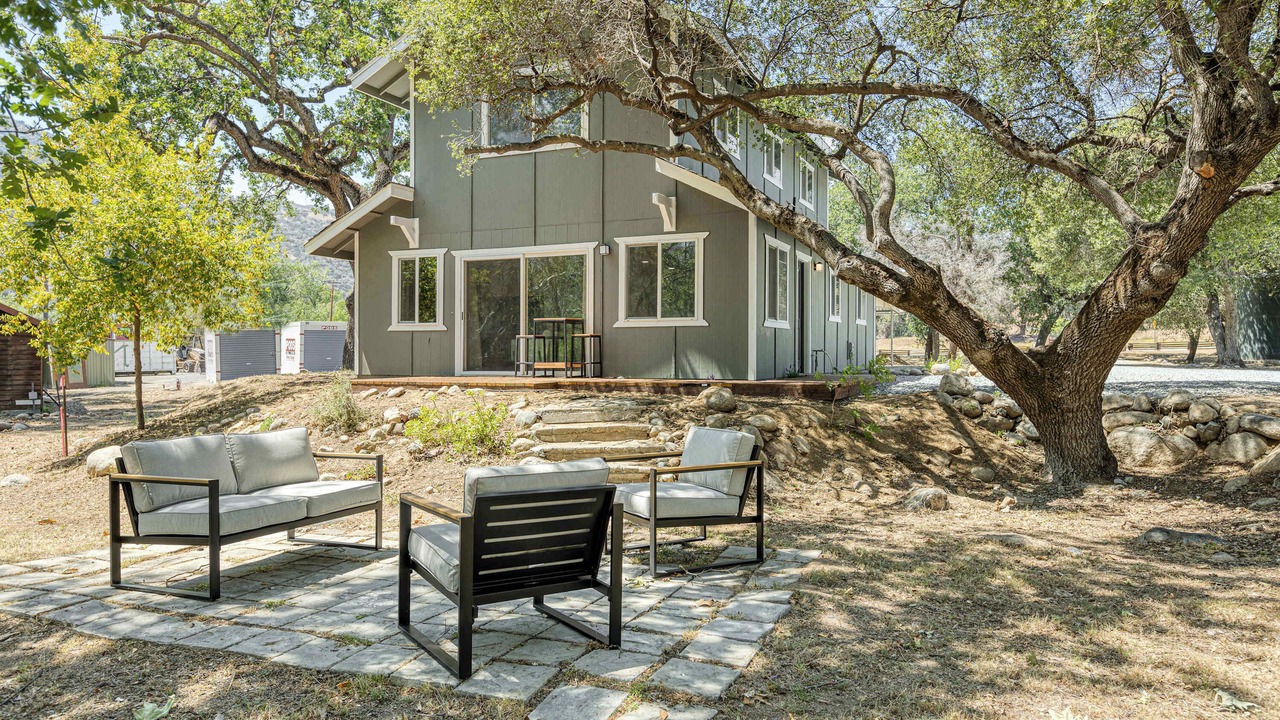 Photo of Patio Balcony in Three Rivers