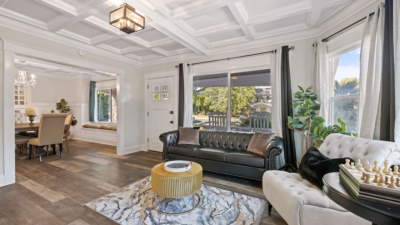 Photo of Livingroom in Downtown Riverside