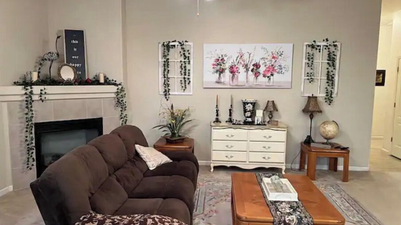 Photo of Livingroom in Turlock