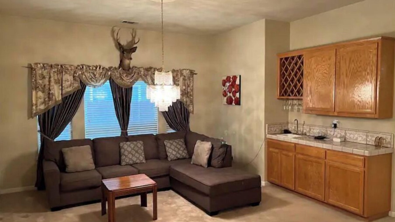 Photo of Livingroom in Turlock