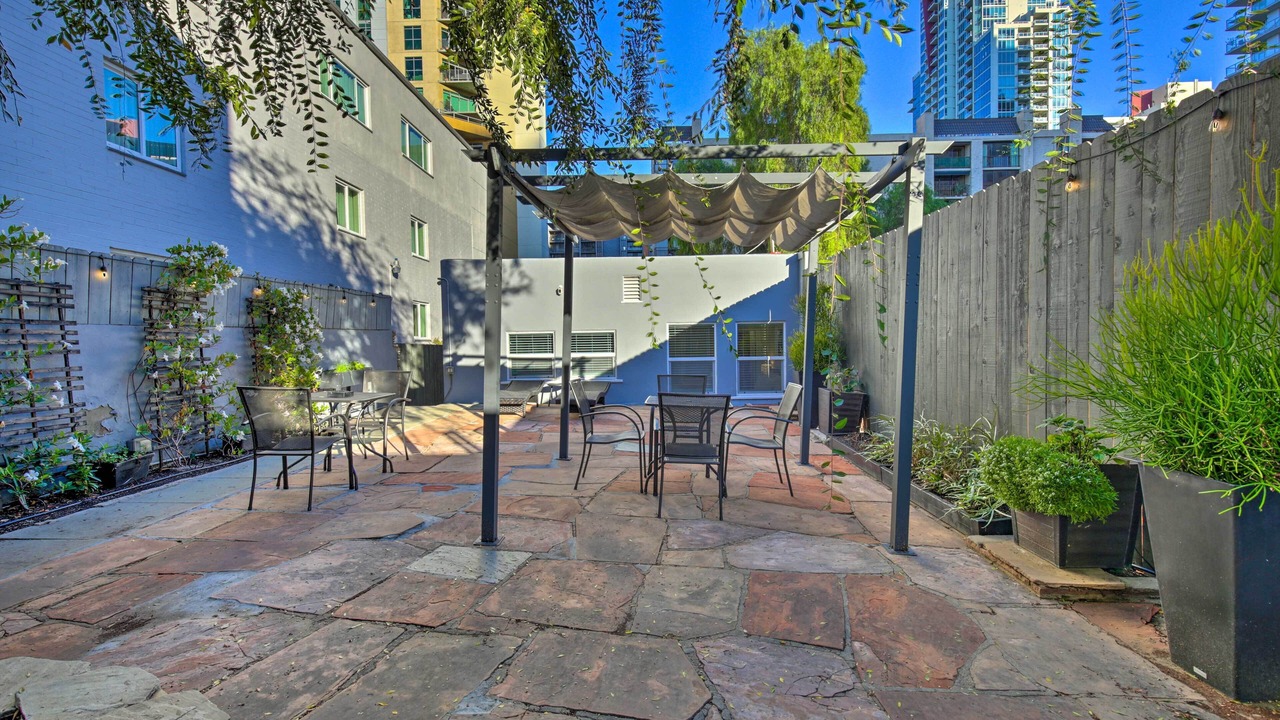 Photo of Outdoor in Cortez Hill