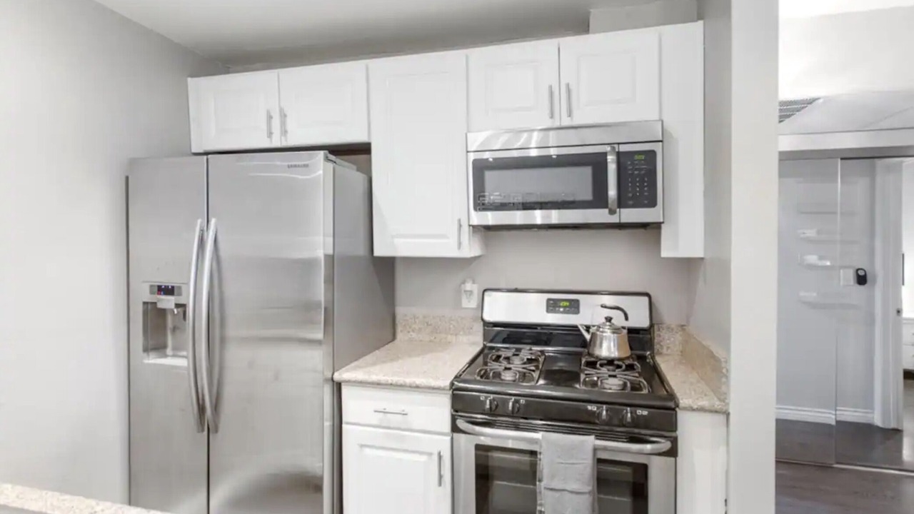 Photo of Kitchen in Tarzana