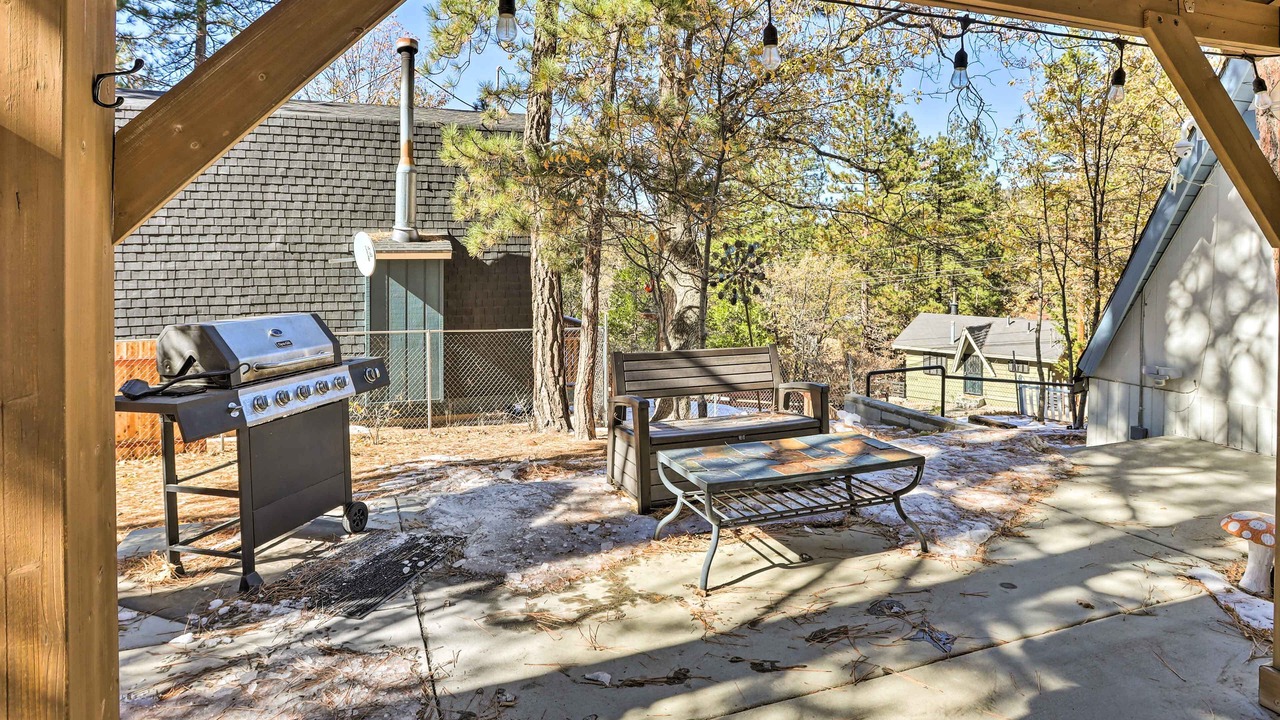 Photo of Patio Balcony in Arrowbear Lake