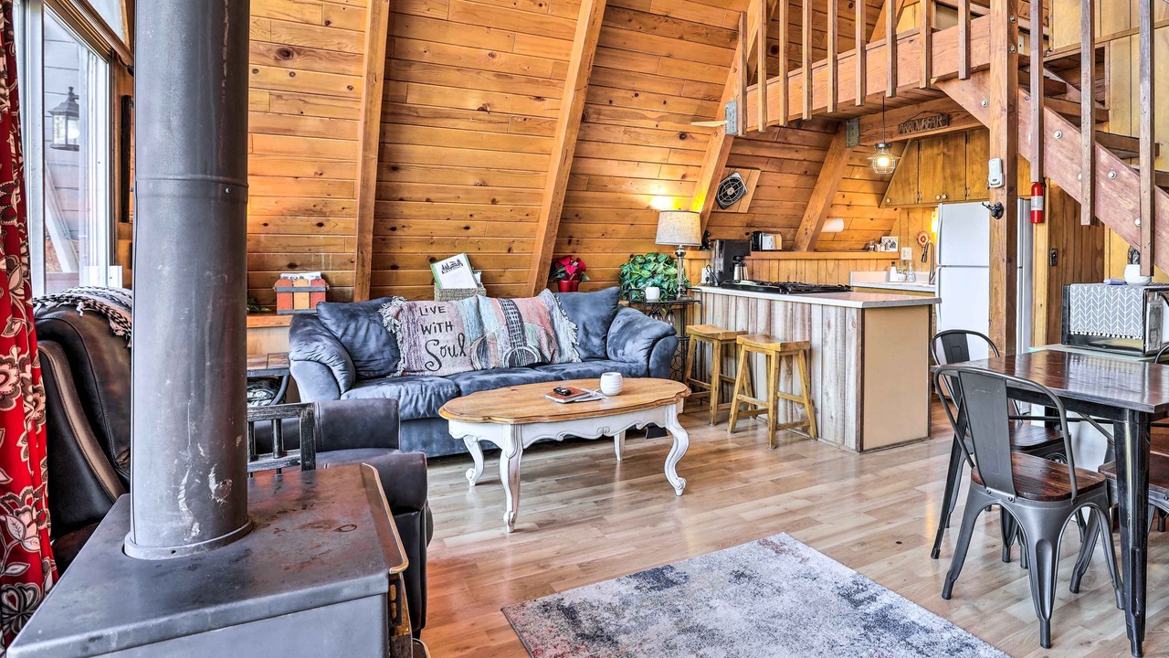 Photo of Bedroom in Arrowbear Lake