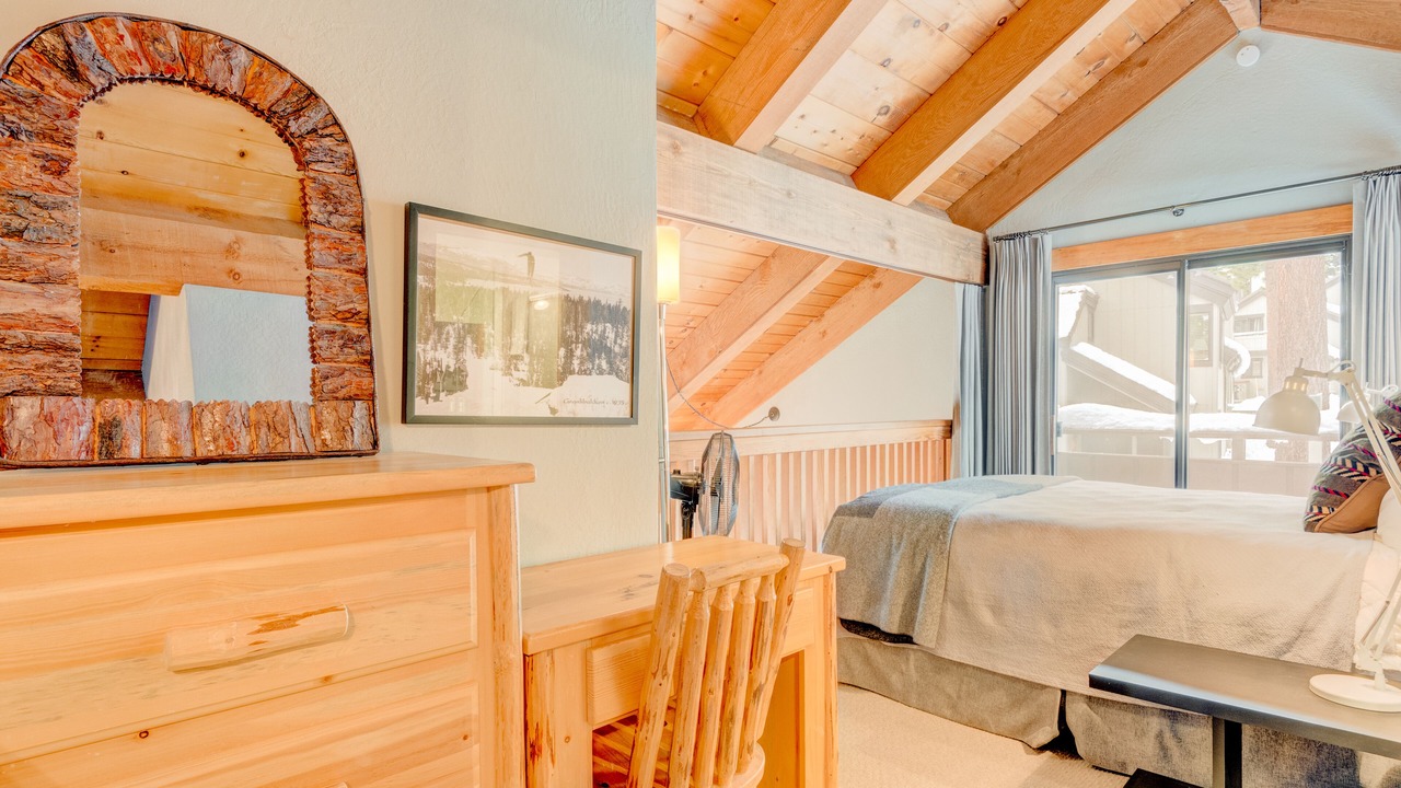 Photo of Bedroom in Tahoe Woods