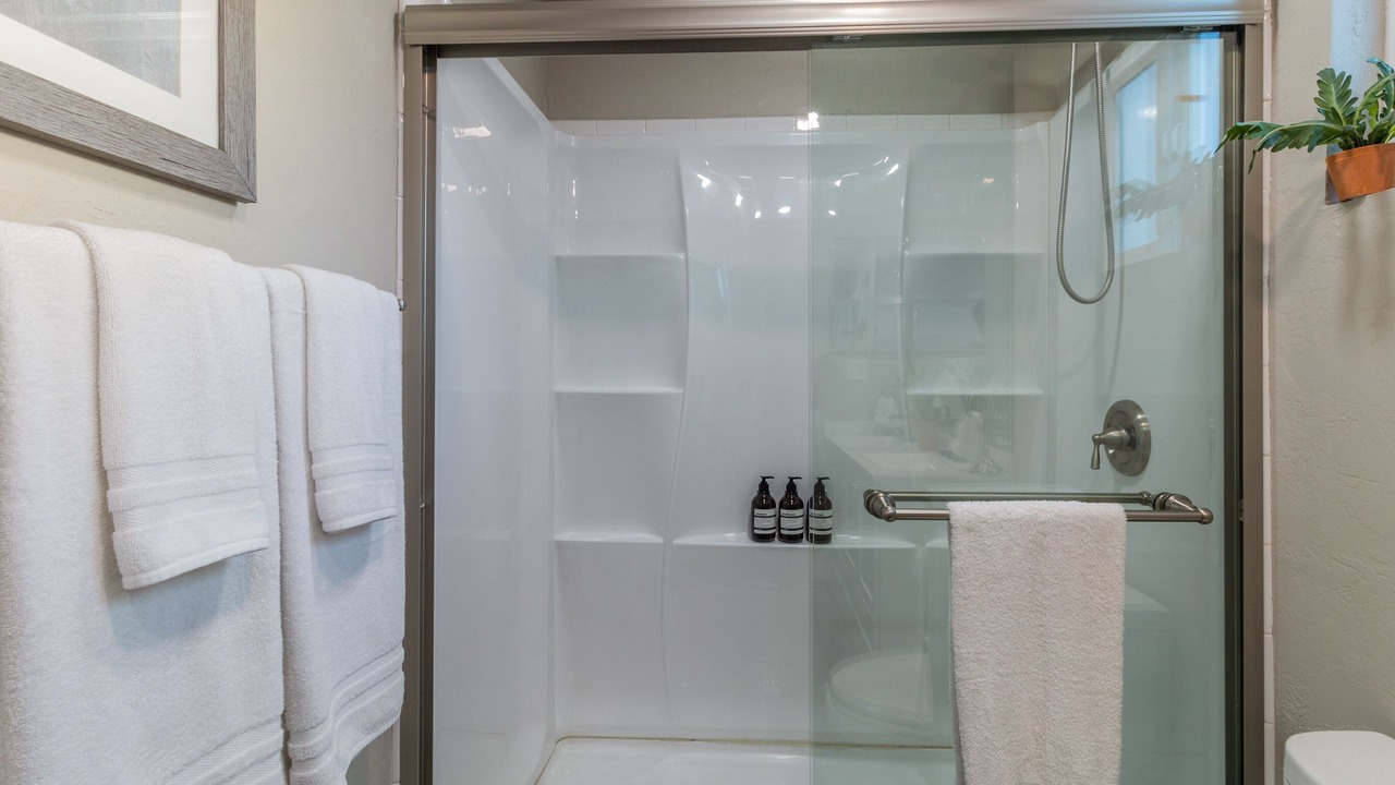 Photo of Bathroom in Altadena