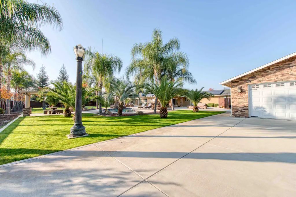 Photo of Outdoor in Reedley